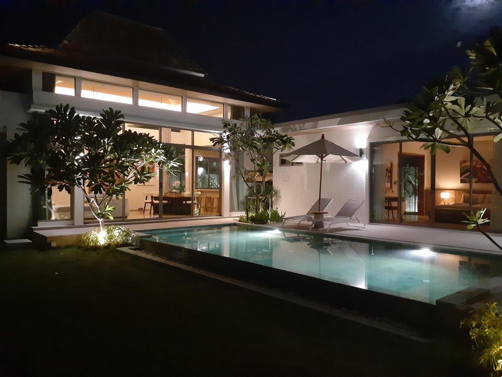 Luxury Villa Serenity In The Heart Of Bangtao ถลาง ภายนอก รูปภาพ